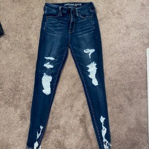American eagle distressed skinny jeans size 4!